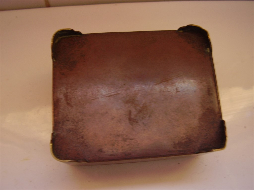 Rare Japanese bronze and copper snuff or trinket box circa 1900 - Image 5