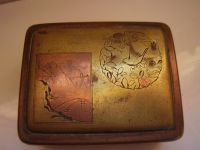 Rare Japanese bronze and copper snuff or trinket box circa 1900